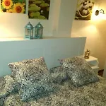 Magical Apt. With Sea View & Cliff شقة