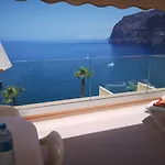 公寓 Magical Apt. With Sea View & Cliff