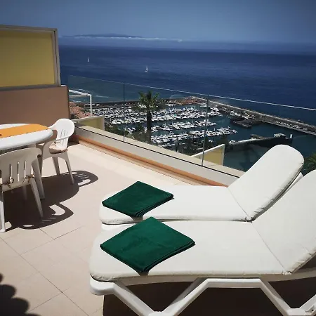 Magical Apt. With Sea View & Cliff