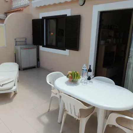 דירה Magical Apt. With Sea View & Cliff