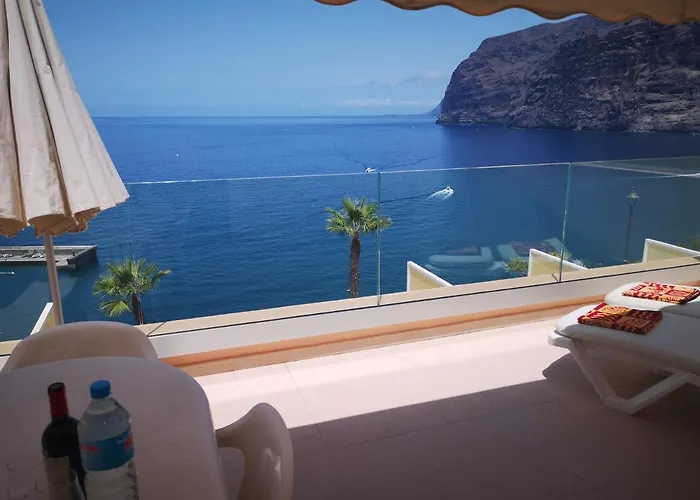 Apartmán Magical Apt. With Sea View & Cliff