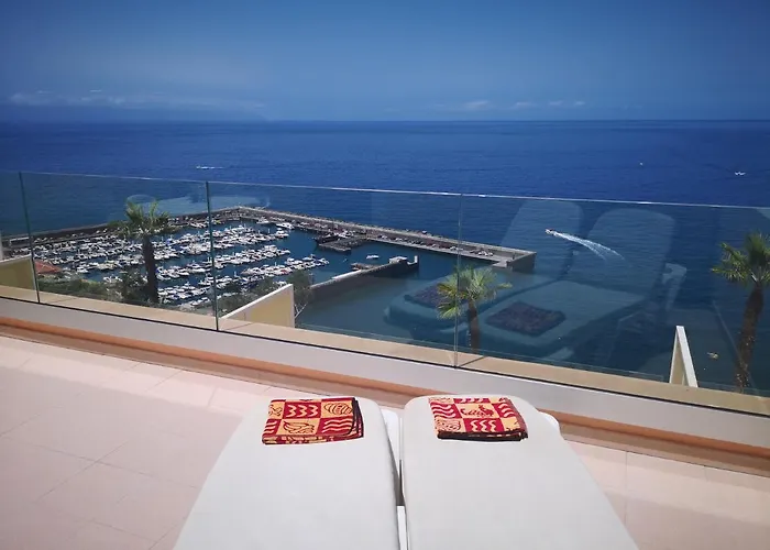 Magical Apt. With Sea View & Cliff Apartman