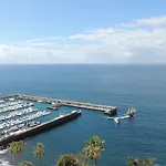 Magical Apt. With Sea View & Cliff Apartment