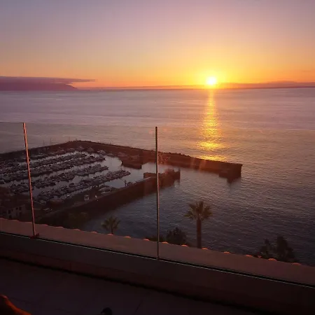 Magical Apt. With Sea View & Cliff Апартаменты Акантиладо-де-Лос-Хигантес