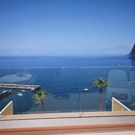 Appartamento Magical Apt. With Sea View & Cliff