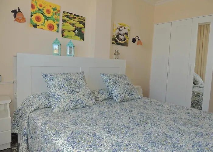 Magical Apt. With Sea View & Cliff *