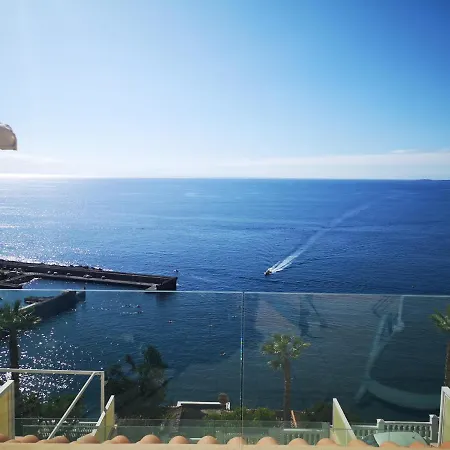 Lejlighed Magical Apt. With Sea View & Cliff